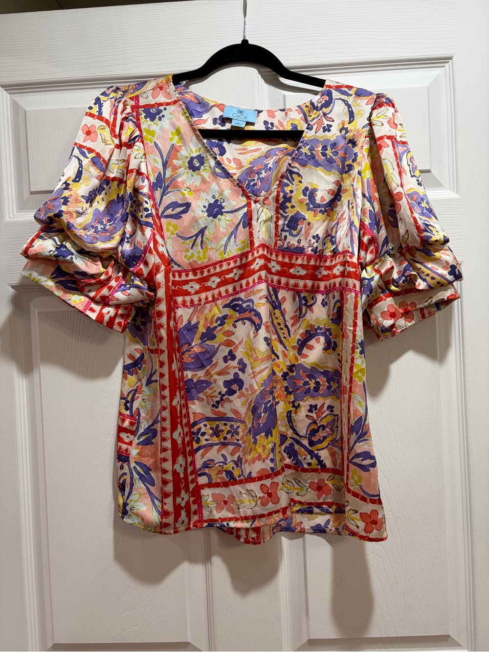 CeCe Multi-Color Floral V-Neck Puff Sleeve Blouse